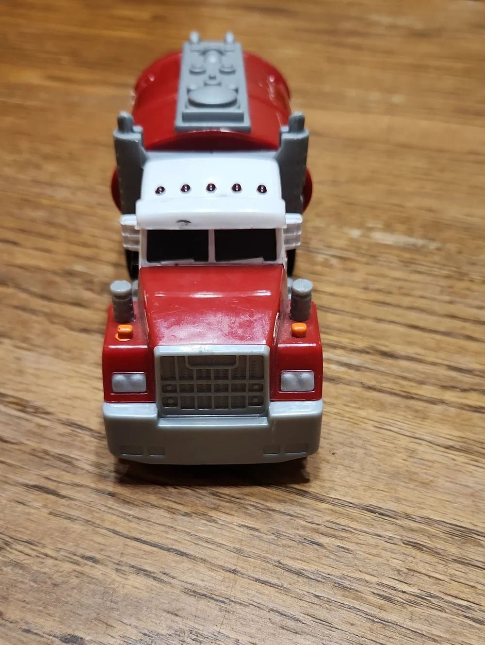 Tonka Fire Tanker Truck
